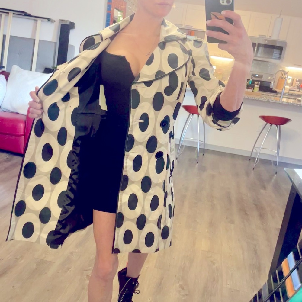 Black, Beige & White Polka-Dot Trench Coat with Quarter Length Sleeves- Size XS